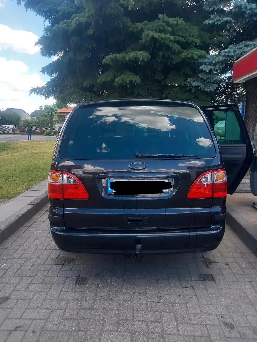 Gebraucht Ford Galaxy 131 PS (96 kW) 2004 Schwarz Van / Kleinbus