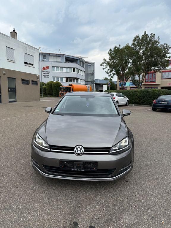 Gold Gebraucht 2014 VW Golf VII Highline Limousine | 9.200 € (Fairer Preis) - Bild 1/4