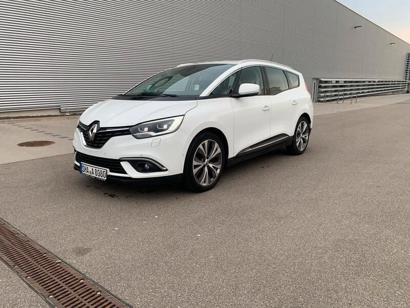Weiß Gebraucht 2017 Renault Grand Scénic IV Van / Kleinbus | 10.690 € - Bild 1/4