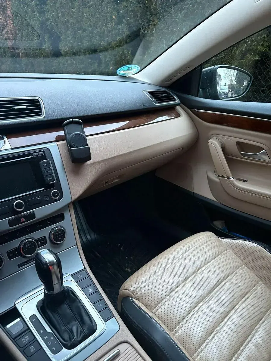 Second-hand VW CC 140 CP (102 kW) 2014 Negru Berlinǎ