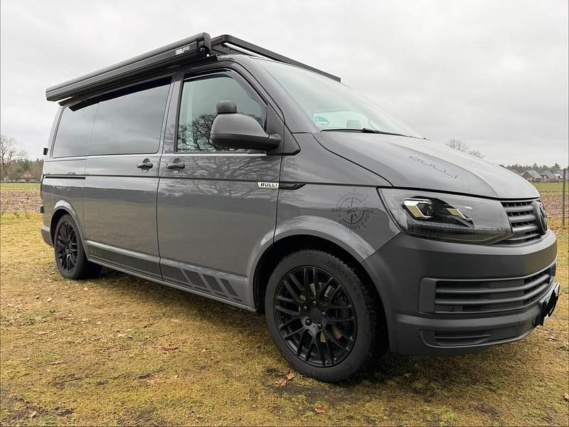Gebraucht VW Transporter California 150 PS (110 kW) 2016 Grau Van
