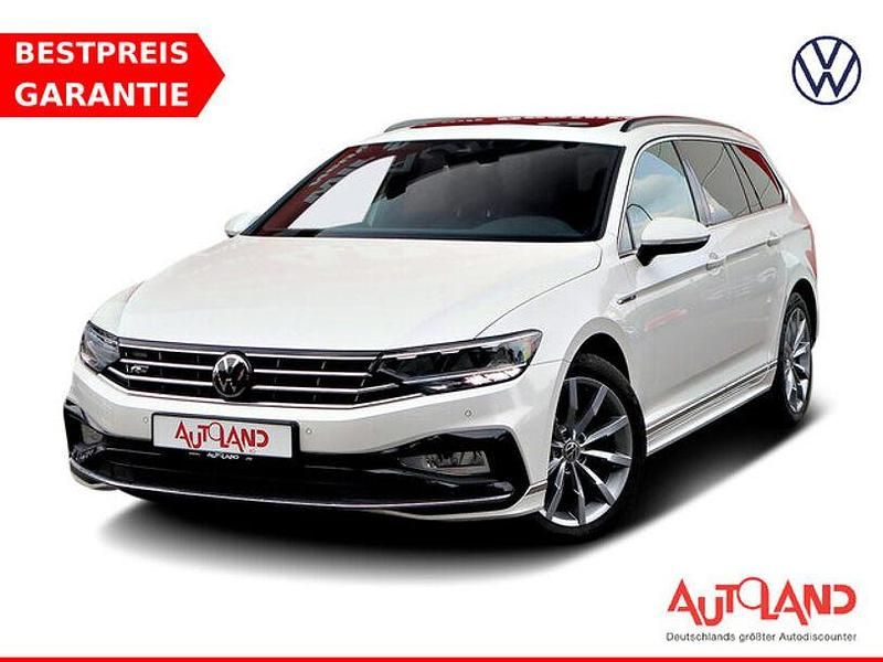 Weiß Gebraucht 2022 VW Passat R-line Kombi | 31.950 € (Teuer) - Bild 1/4