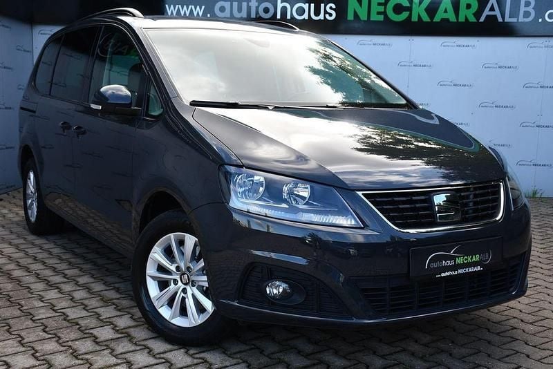 Uranograu Gebraucht 2021 Seat Alhambra Style Van / Kleinbus | 28.900 € (Guter Preis) - Bild 1/4