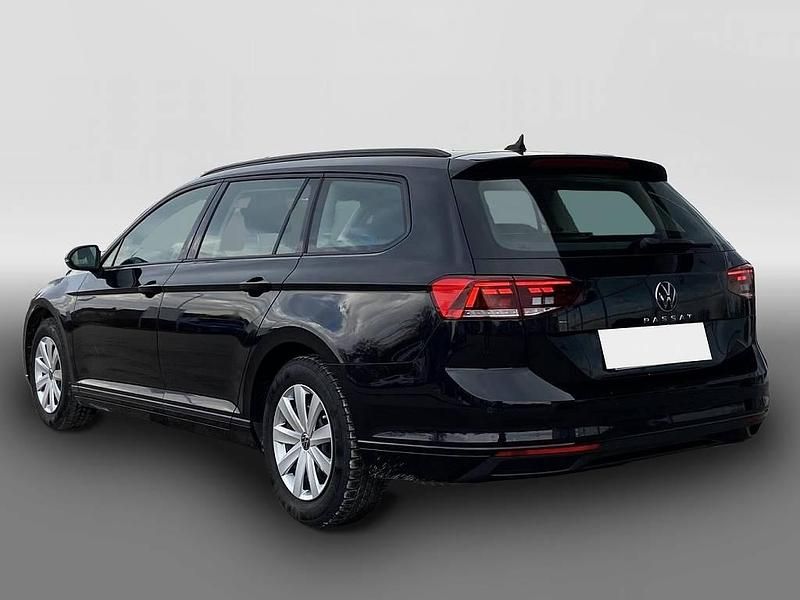 Usata VW Passat 150 CV (110 kW) 2022 Nero Station wagon