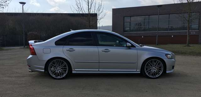 Verkauft Volvo S40 T5 Awd Momentum Gebraucht 2004 149 000 Km In Lauterbach