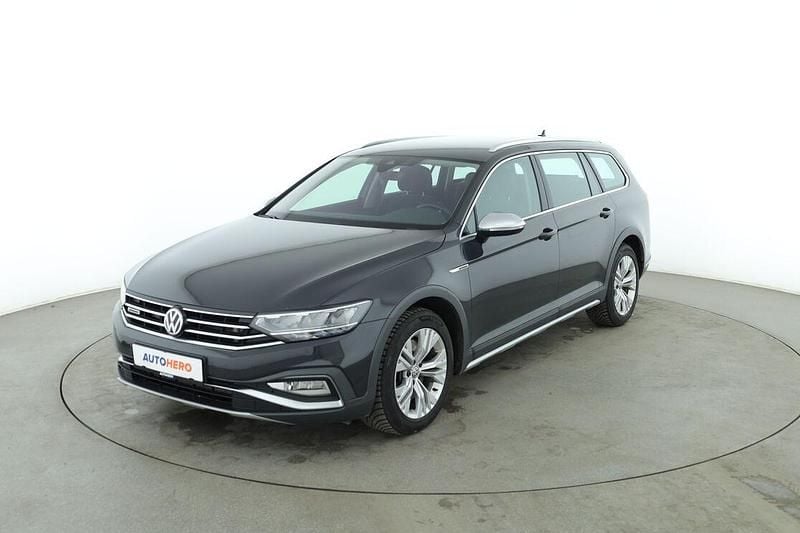 Gebraucht VW Passat Alltrack 239 PS (175 kW) 2020 Grau Kombi