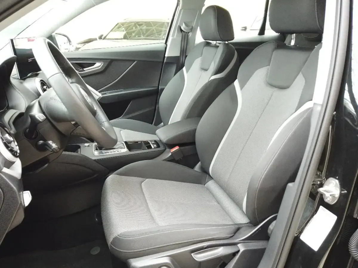 Gebraucht Audi Q2 S-Line 150 PS (110 kW) 2025 SUV