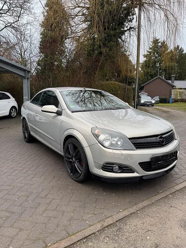 Gebraucht Opel Astra Cabriolet 105 PS (77 kW) 2006 Silber Cabrio