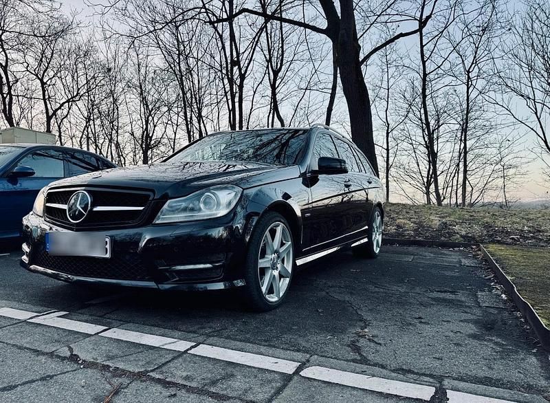 Gebraucht Mercedes C350 306 PS (225 kW) 2011 Schwarz Kombi