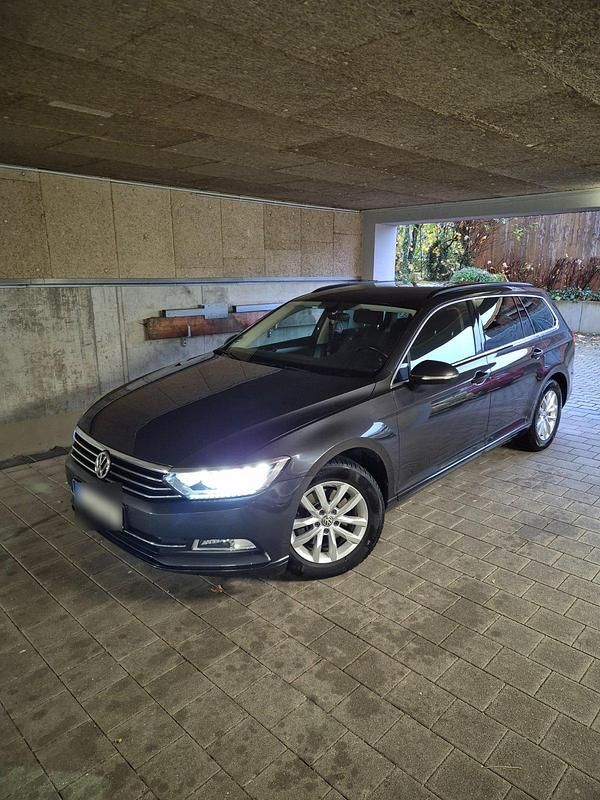 Gebraucht VW Passat 150 PS (110 kW) 2018 Kombi