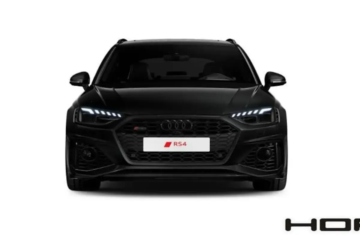 Gebraucht Audi RS4 Ambiente 450 PS (330 kW) 2022 Mythosschwarz metallic Kombi