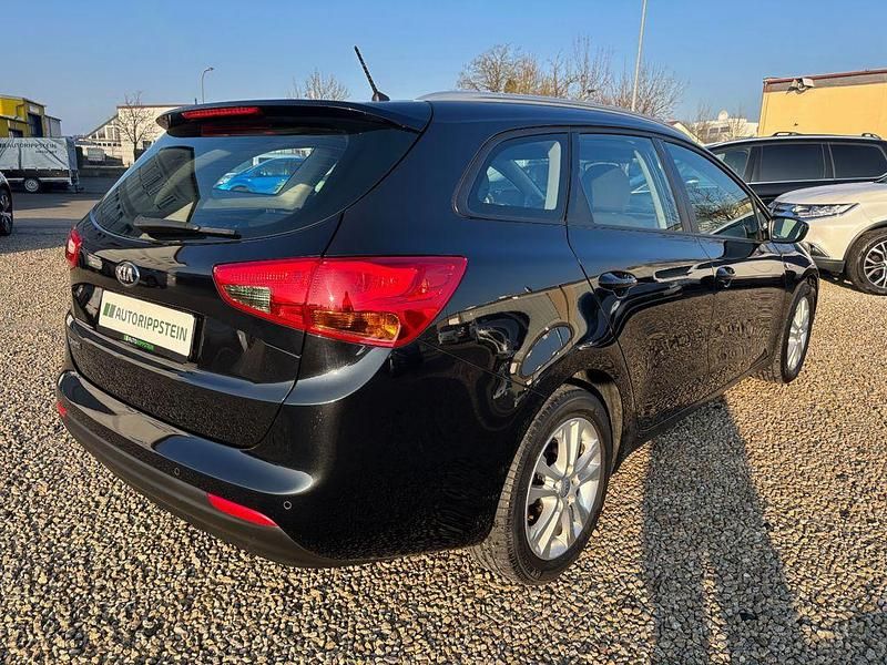 Gebraucht Kia Ceed Sportswagon Edition 7 135 PS (99 kW) 2012 Schwarz Kombi