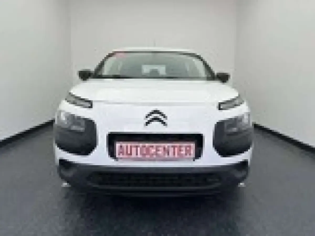 Gebraucht Citroën C4 Live 82 PS (60 kW) 2017 Weiß SUV
