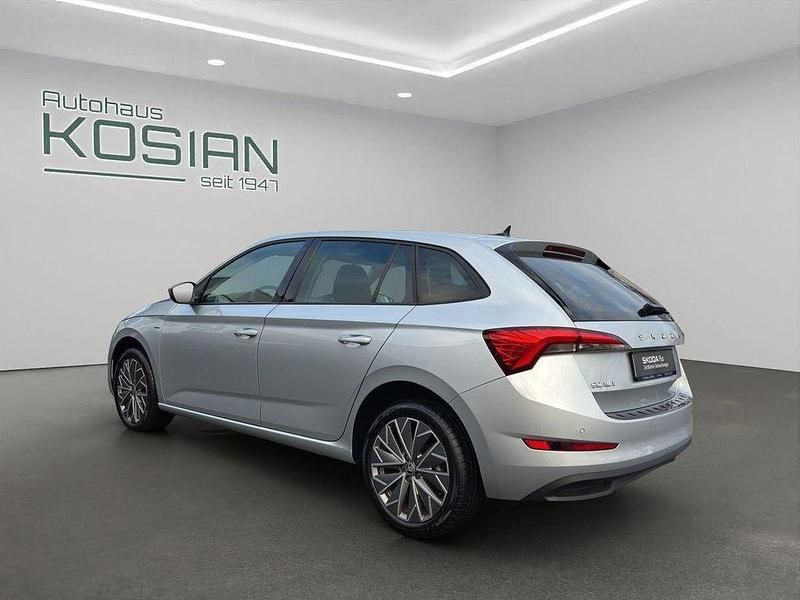 Gebraucht Skoda Scala Clever 110 PS (80 kW) 2022 Silber Kleinwagen