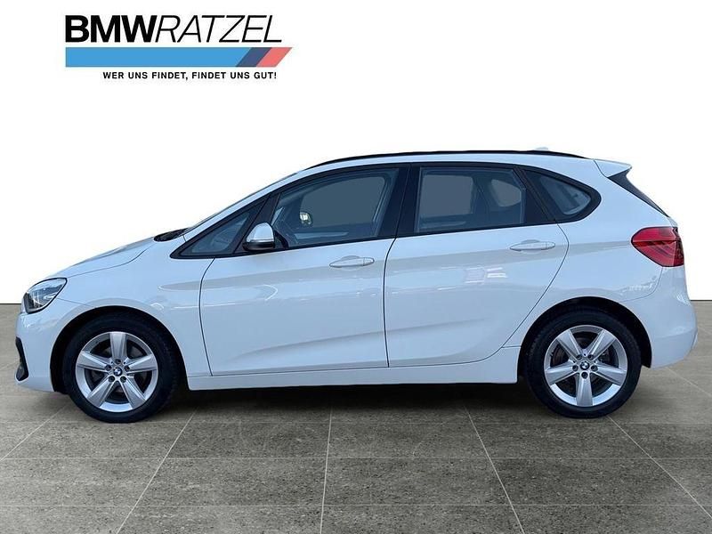 Gebraucht BMW 216 Active Tourer Advantage 116 PS (85 kW) 2021 Weiß Van / Kleinbus