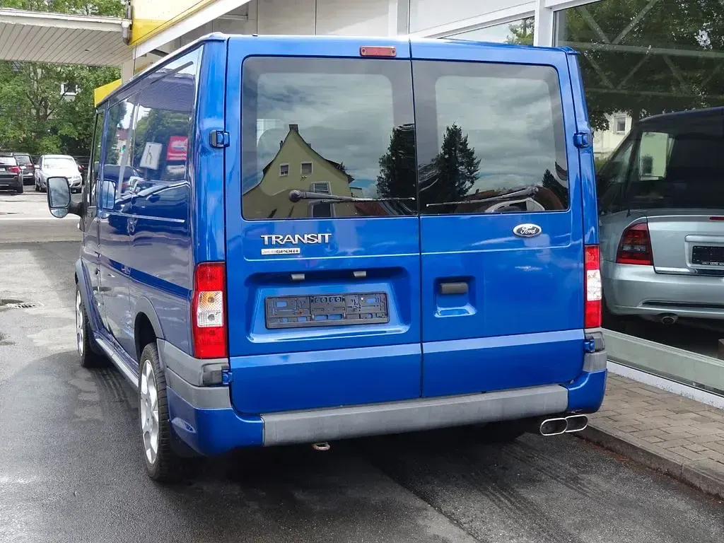 Gebraucht Ford Transit Sport 131 PS (96 kW) 2007 Blau Van / Kleinbus