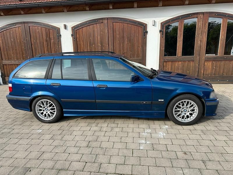 Gebraucht BMW 325 M Sport 1998 Blau Kombi