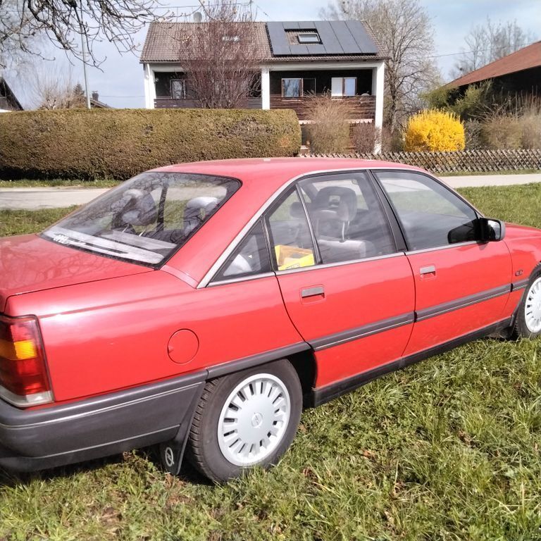 Gebraucht Opel Omega 116 PS (85 kW) 1990 Rot Limousine