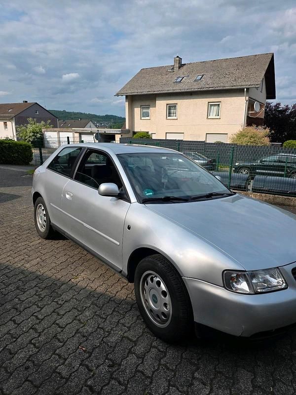 Gebraucht Audi A3 101 PS (74 kW) 2000 Silber Kleinwagen
