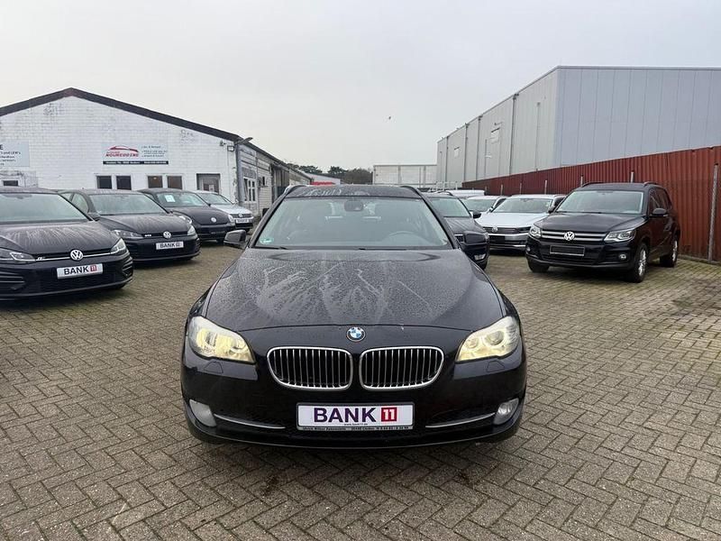 Gebraucht BMW 525 218 PS (160 kW) 2012 Schwarz Kombi