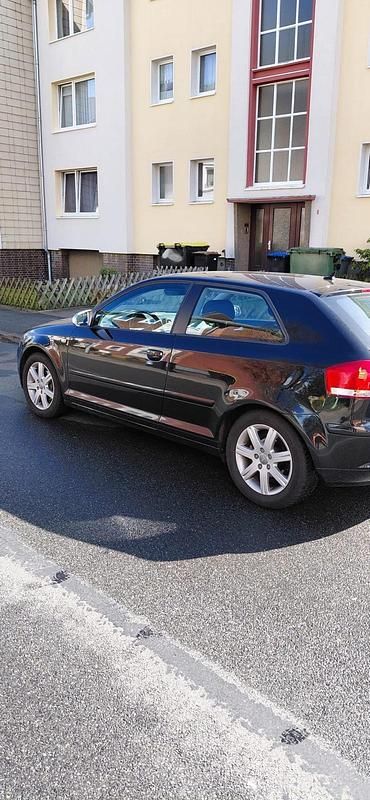 Gebraucht Audi A3 105 PS (77 kW) 2007 Schwarz Kleinwagen