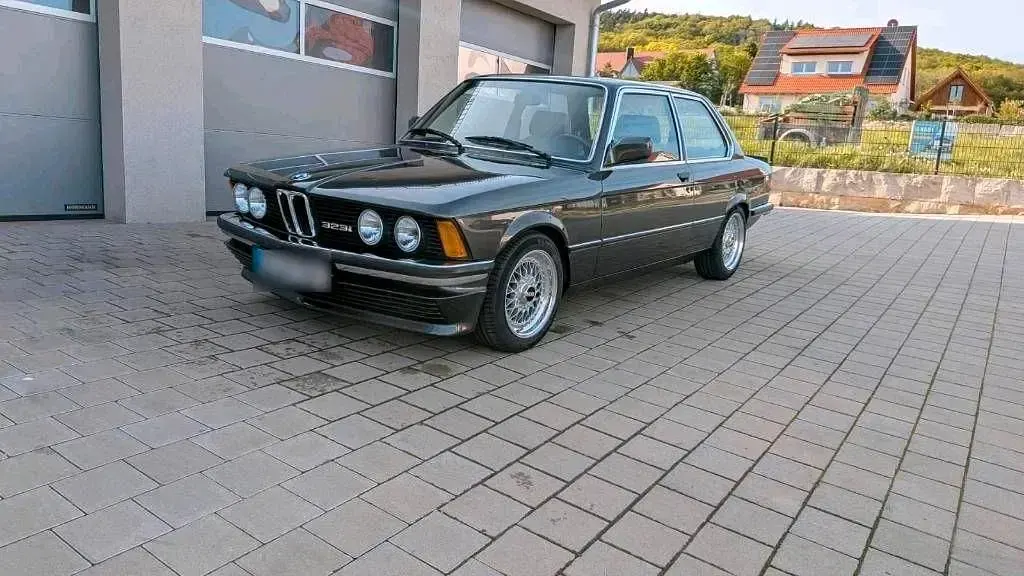 Second-hand BMW 323 174 CP (127 kW) 1981 Gri Berlinǎ