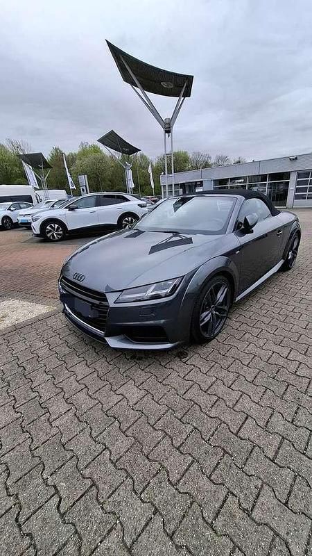 Gebraucht Audi TT Roadster Design 230 PS (169 kW) 2018 Grau Cabrio