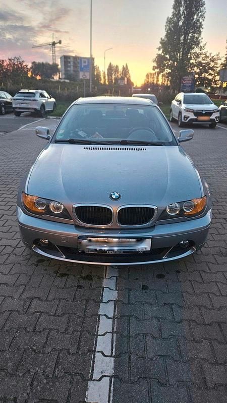 Second-hand BMW 318 143 CP (105 kW) 2003 Albastru Coupe