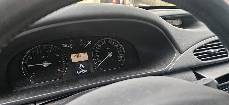 Gebraucht Renault Laguna II 120 PS (88 kW) 2003 Silber Kombi