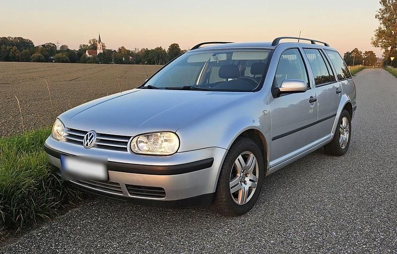 Usado VW Golf IV 110 HP (80 kW) 2002 Prateado Carrinha