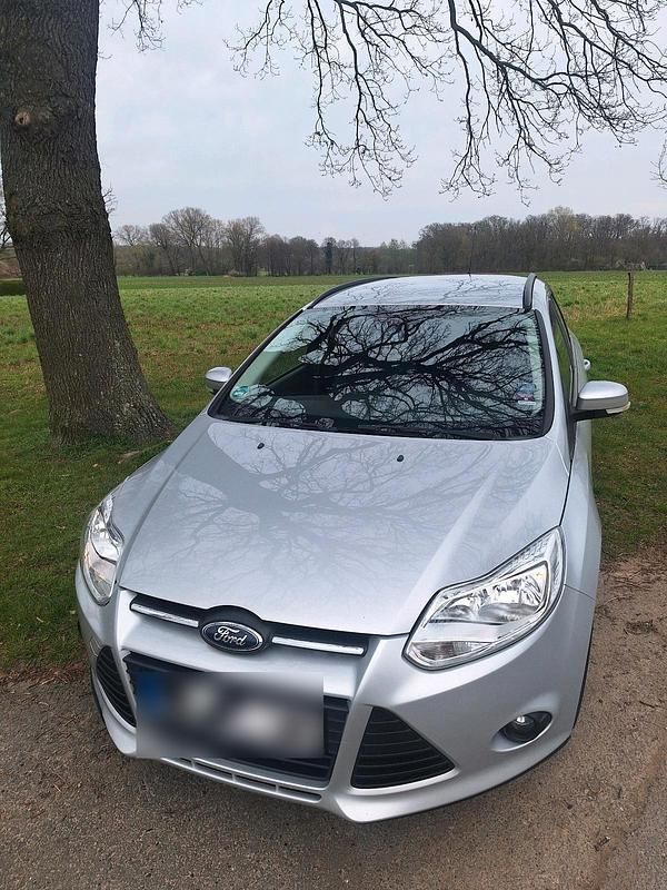 Gebraucht Ford Focus SYNC Edition 116 PS (85 kW) 2013 Silber Kombi