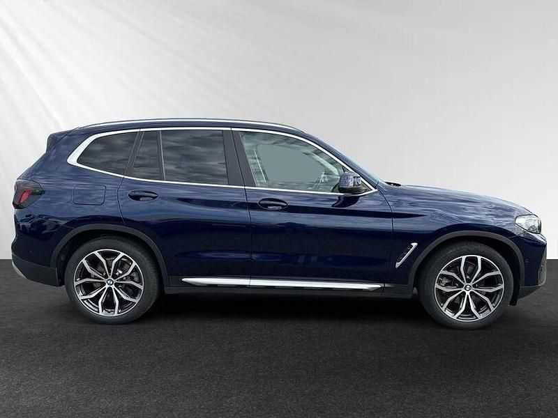 Gebraucht BMW X3 Efficient Dynamics 190 PS (139 kW) 2023 Bmw individual tansanitblau metallic SUV