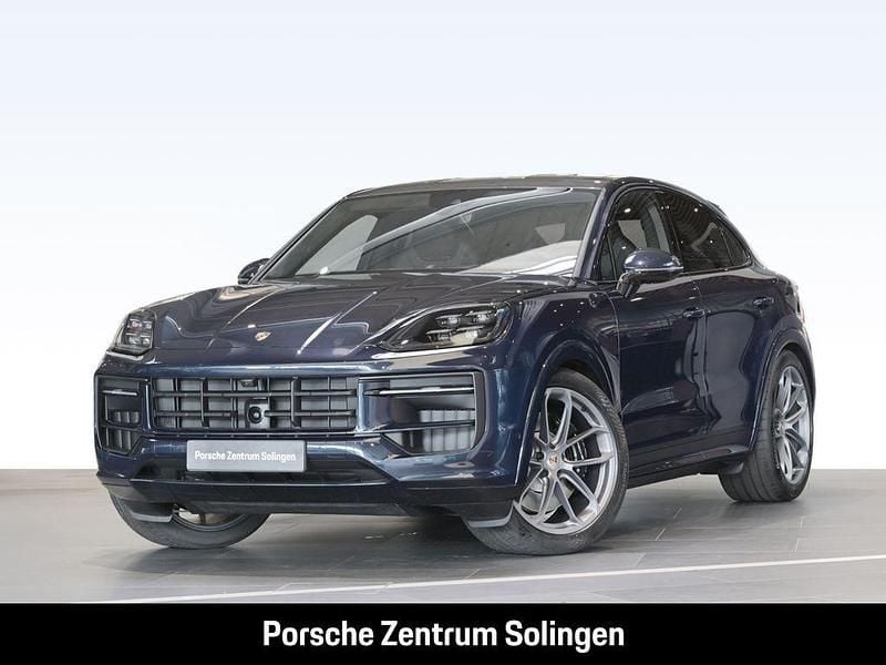 Blau Neu 2025 Porsche Cayenne Coupe GTS Coupé | 155.093 € - Bild 1/4