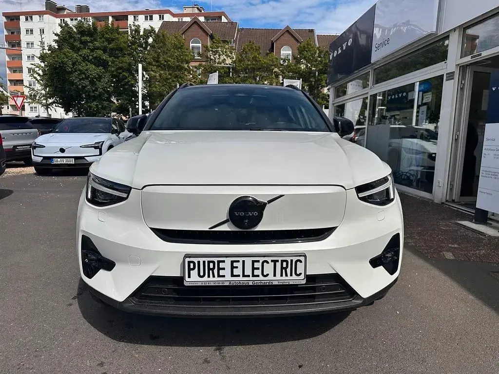 Gebraucht Volvo EX40 Plus 185 kW (252 PS) 2025 Weiß SUV