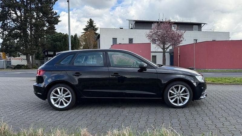 Gebraucht Audi A3 Ambition 140 PS (102 kW) 2013 Schwarz Limousine