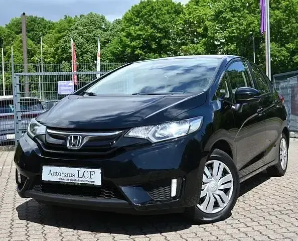 Gebraucht Honda Jazz Trend 102 PS (75 kW) 2017 Schwarz Kleinwagen