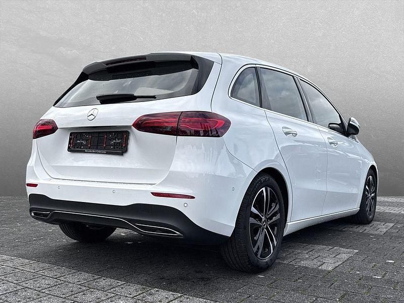 Gebraucht Mercedes B200 Advanced 163 PS (119 kW) 2024 Andere Kleinwagen