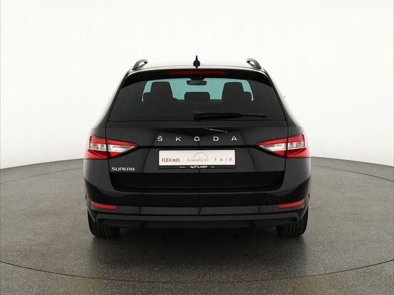 Gebraucht Skoda Superb Ambition 150 PS (110 kW) 2020 Schwarz Kombi