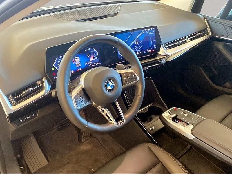 Gebraucht BMW 223 Active Tourer Luxury Line 204 PS (150 kW) 2023 Grau Van / Kleinbus