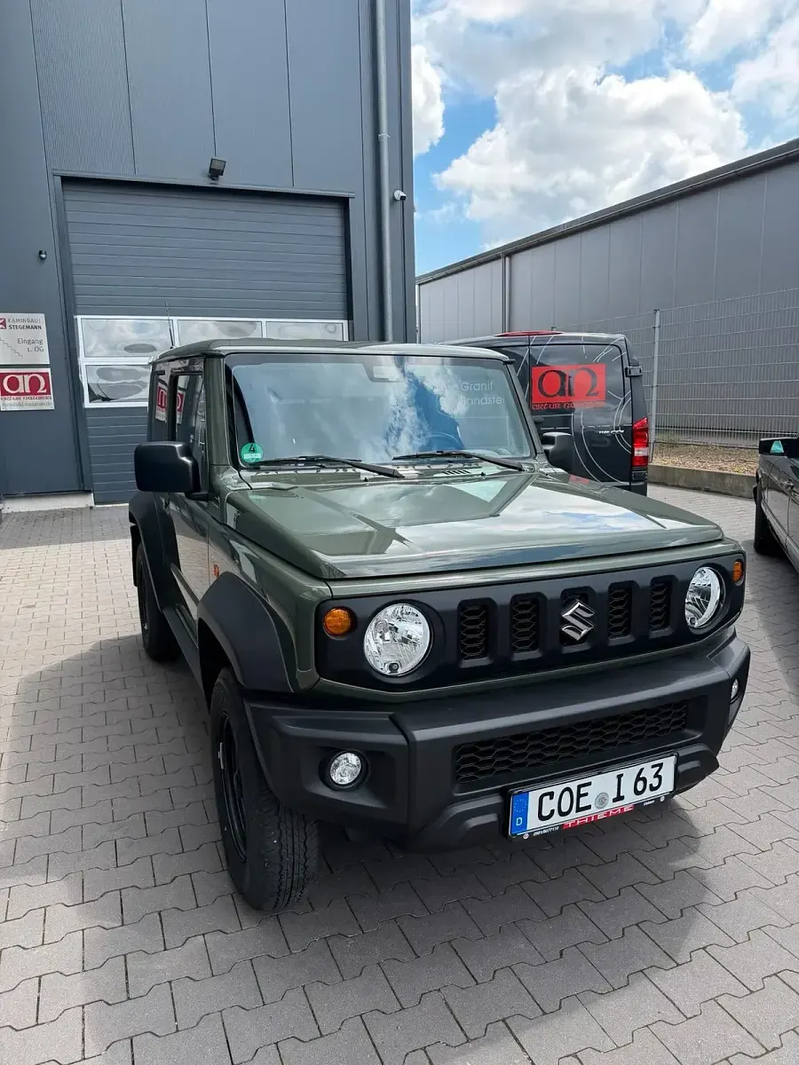 Gebraucht Suzuki Jimny 102 PS (75 kW) 2024 Grün SUV