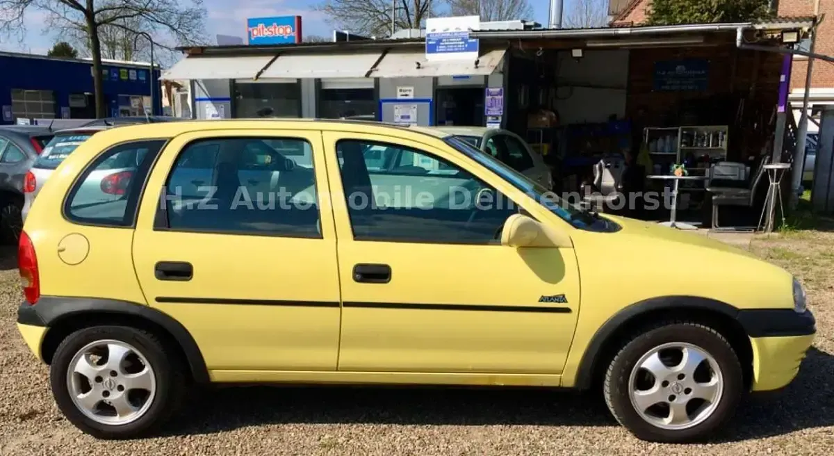 Gebraucht Opel Corsa 60 PS (44 kW) 1997 Gelb Kleinwagen
