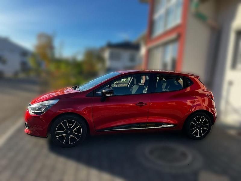Rot Gebraucht 2014 Renault Clio IV Kleinwagen | 4.250 € (Guter Preis) - Bild 1/4