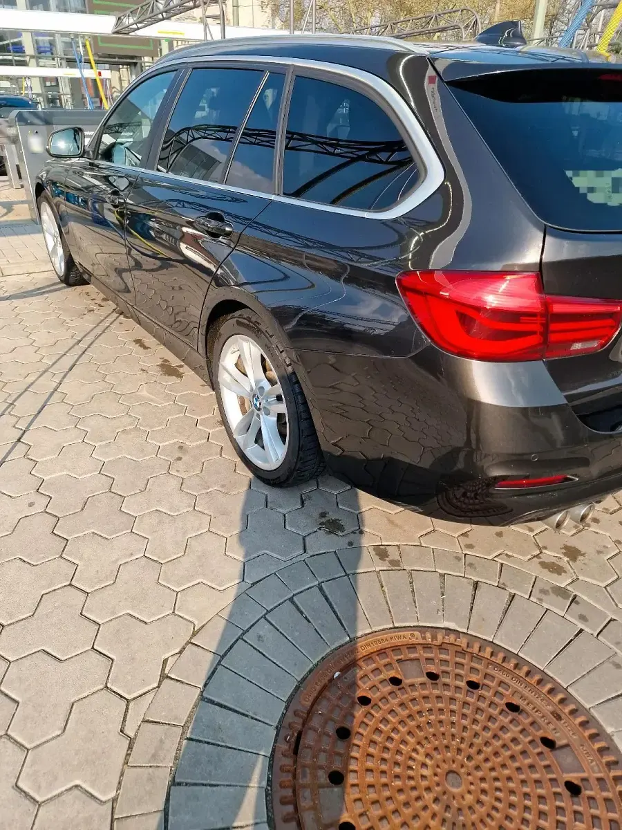 Gebraucht BMW 320 190 PS (139 kW) 2017 Braun Kombi