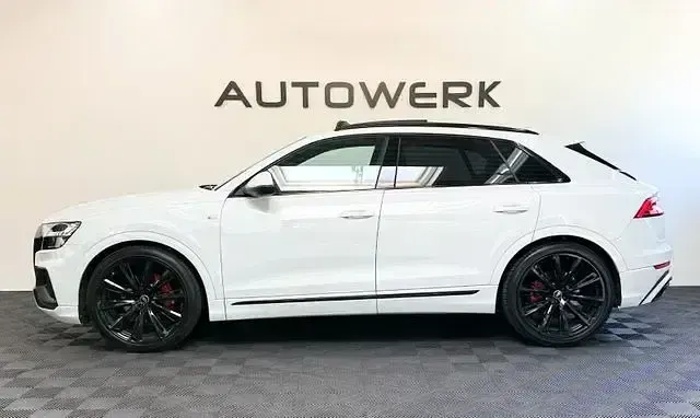 Gebraucht Audi Q8 Sport 310 PS (228 kW) 2018 Gletscherweiss SUV