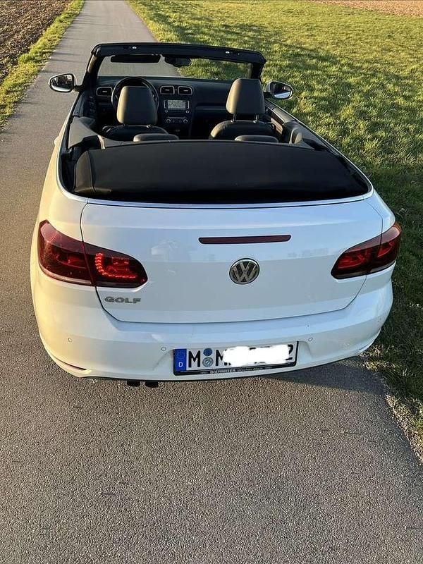 Second-hand VW Golf 160 CP (117 kW) 2011 Alb Cabrio