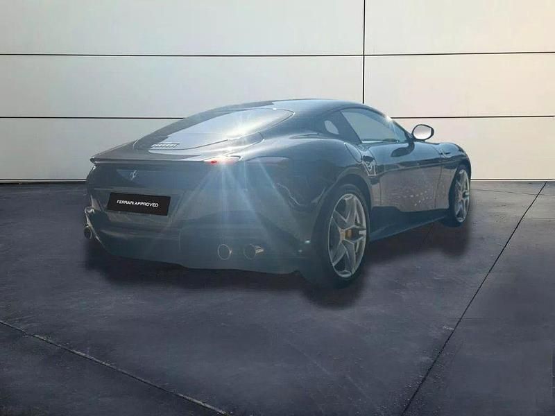 Second-hand Ferrari Roma 620 CP (456 kW) 2022 Negru Coupe