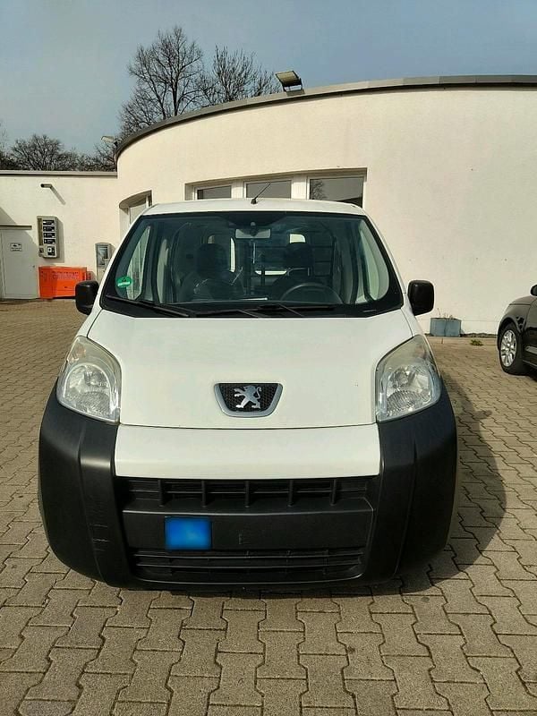 Gebraucht Peugeot Bipper 75 PS (55 kW) 2012 Weiß Van / Kleinbus