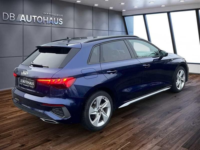 Gebraucht Audi A3 S-Line 150 PS (110 kW) 2024 Blau Limousine