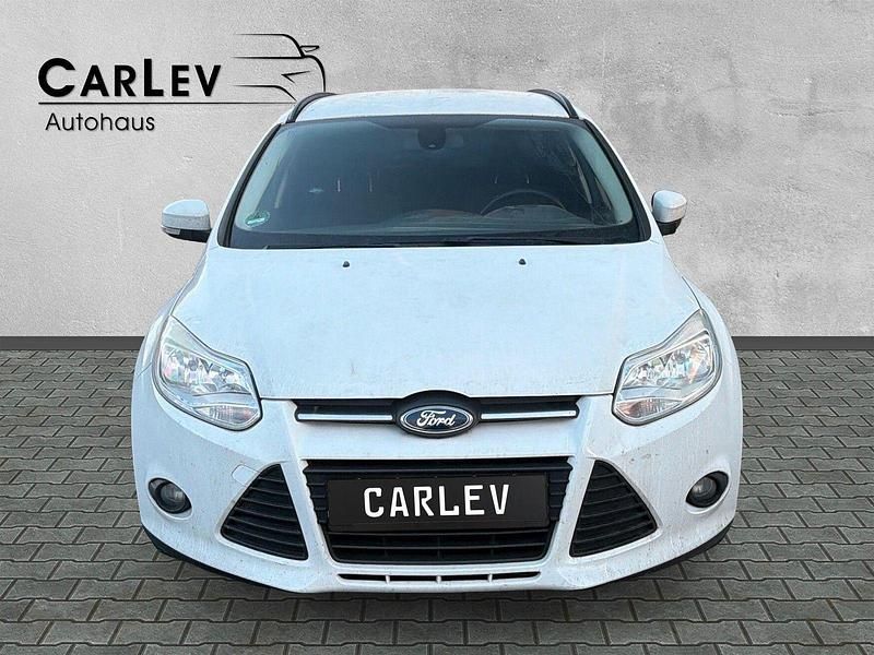 Gebraucht Ford Focus 125 PS (91 kW) 2014 Weiß Kombi