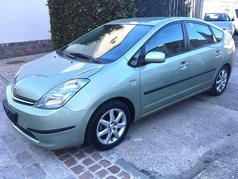 Gebraucht Toyota Prius Sol 77 PS (56 kW) 2006 Light green metallic Kleinwagen
